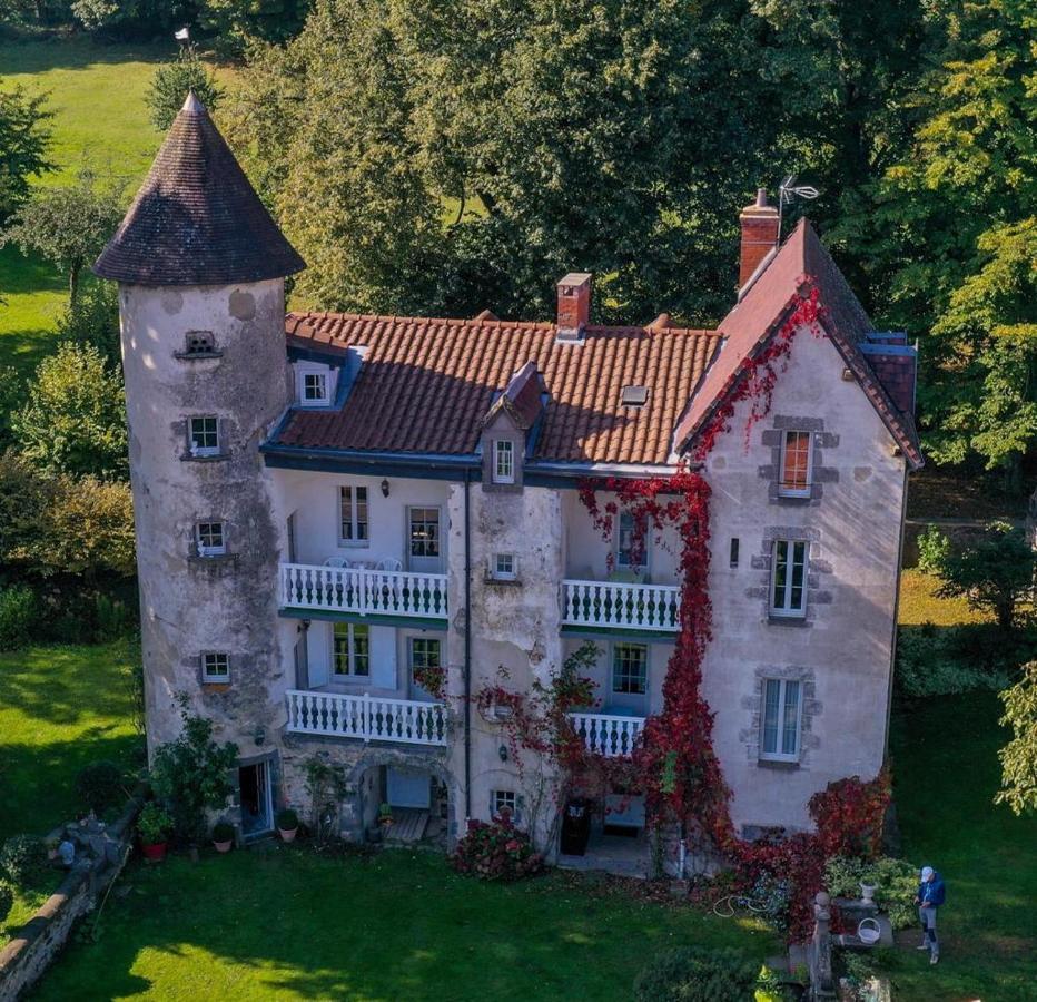 Gites Le Vieux Vinzelles โวลมิค ภายนอก รูปภาพ