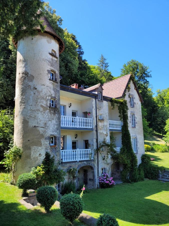 Gites Le Vieux Vinzelles โวลมิค ภายนอก รูปภาพ