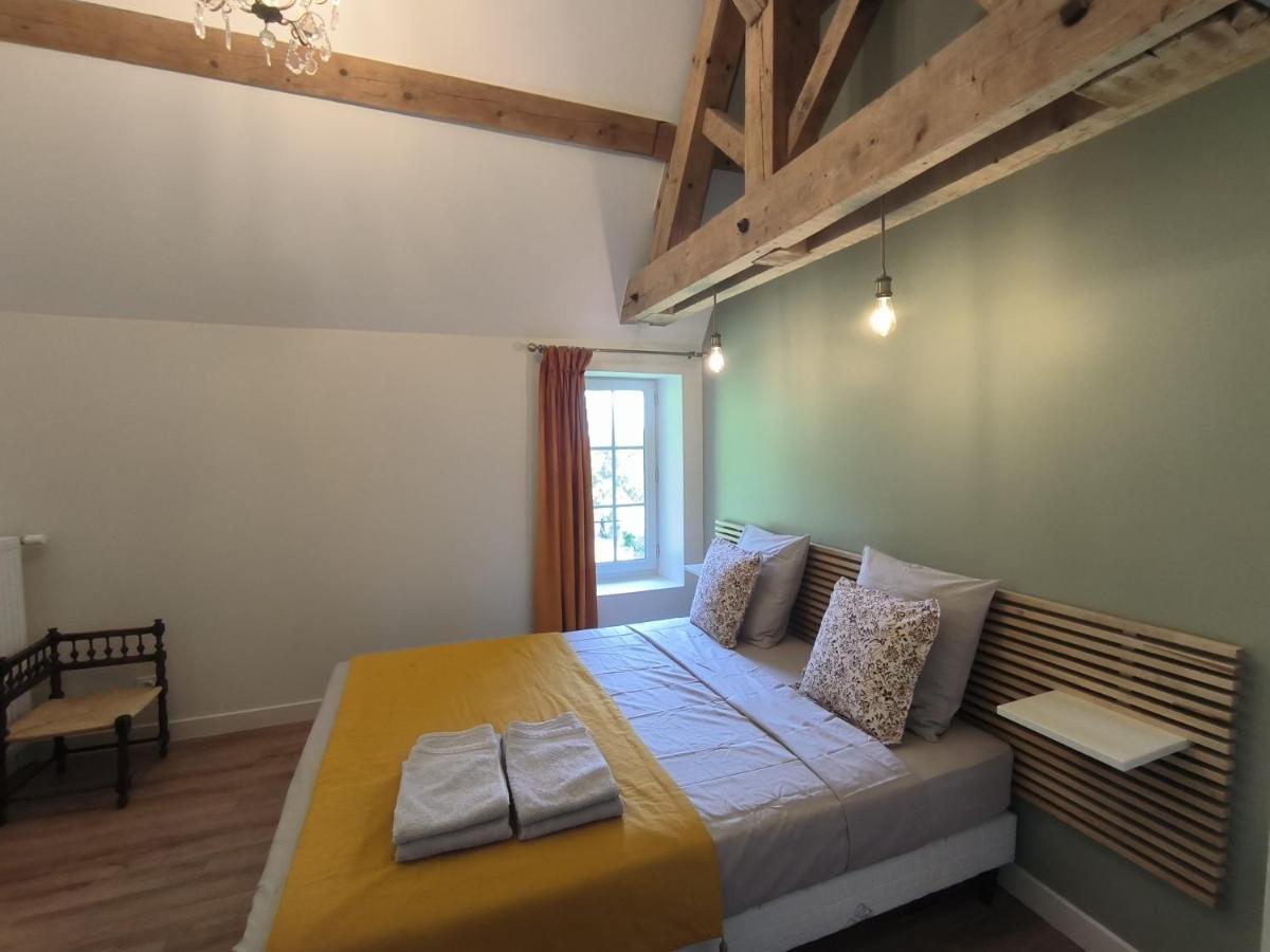 Gites Le Vieux Vinzelles โวลมิค ภายนอก รูปภาพ